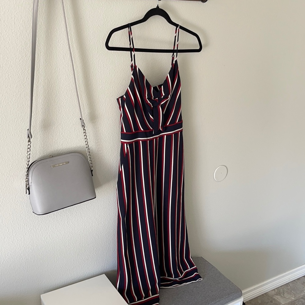 Teezeme jumpsuit. Size M 7/8